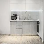 Miku Apartment-modernly Designed Downtown * 티라나