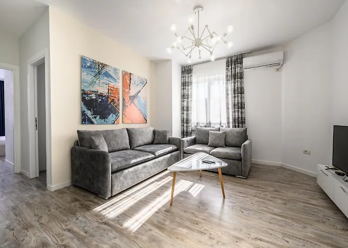 Miku Apartment-modernly Designed Downtown Appartamento Tirana