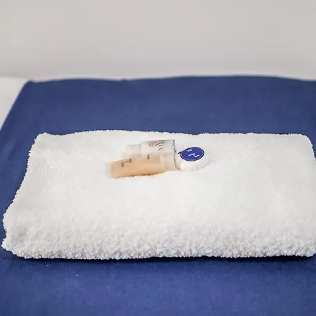 Miku Apartment-modernly Designed Downtown شقة