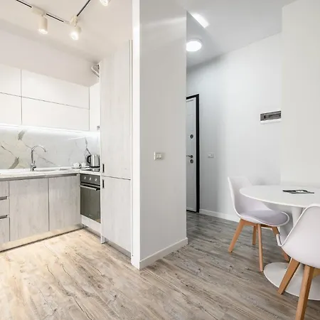 شقة Miku Apartment-modernly Designed Downtown
