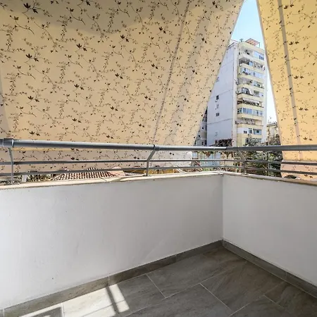 Appartamento Miku Apartment-modernly Designed Downtown Tirana