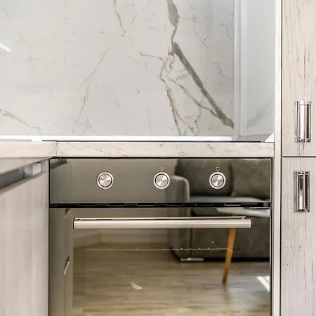Appartement Miku Apartment-modernly Designed Downtown