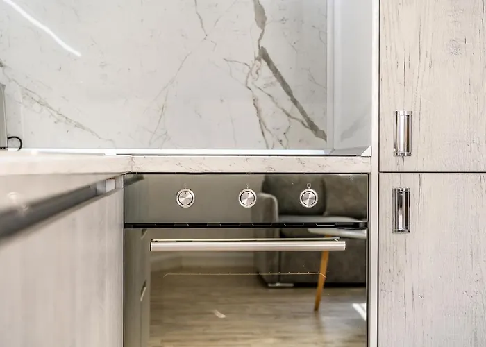 شقة Miku Apartment-modernly Designed Downtown